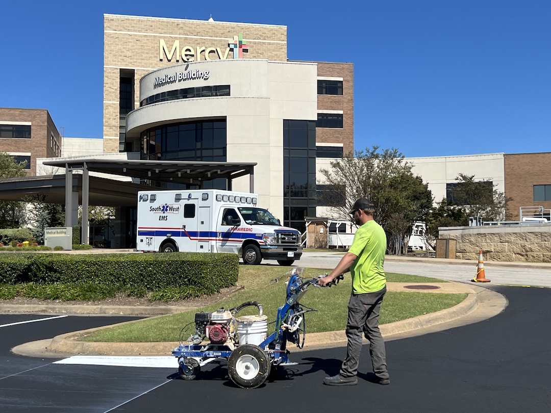 Mercy Hospital Crack Sealing project photo 3 in Fort Smith, AR