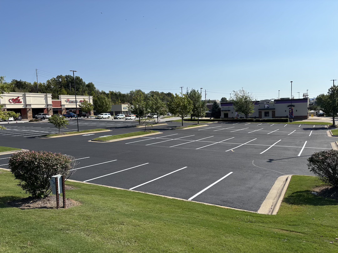 Steele Crossing Crack Sealing project photo 1 in Fayetteville, AR